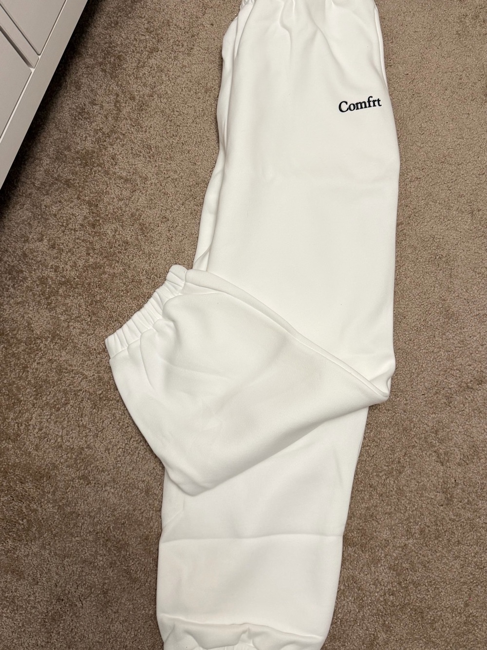 Comfrt WhiteSweatpants